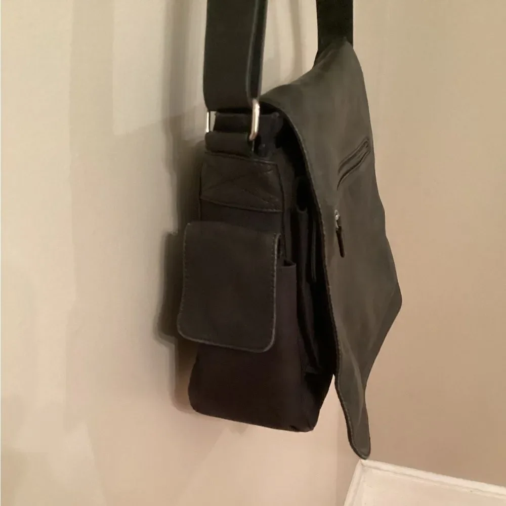 FOSSIL BLACK LONG LIVE VINTAGE LEATHER WORK OFFICE BAG CROSSBODY MESSENGER